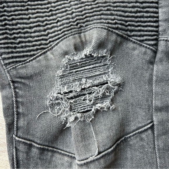 Urban Outfitters BDG Distressed Skinny Stretch Moto Jeans - Picture 13 of 16